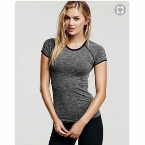 Victoria's Secret Sport VSX Seamless Short Sleeve